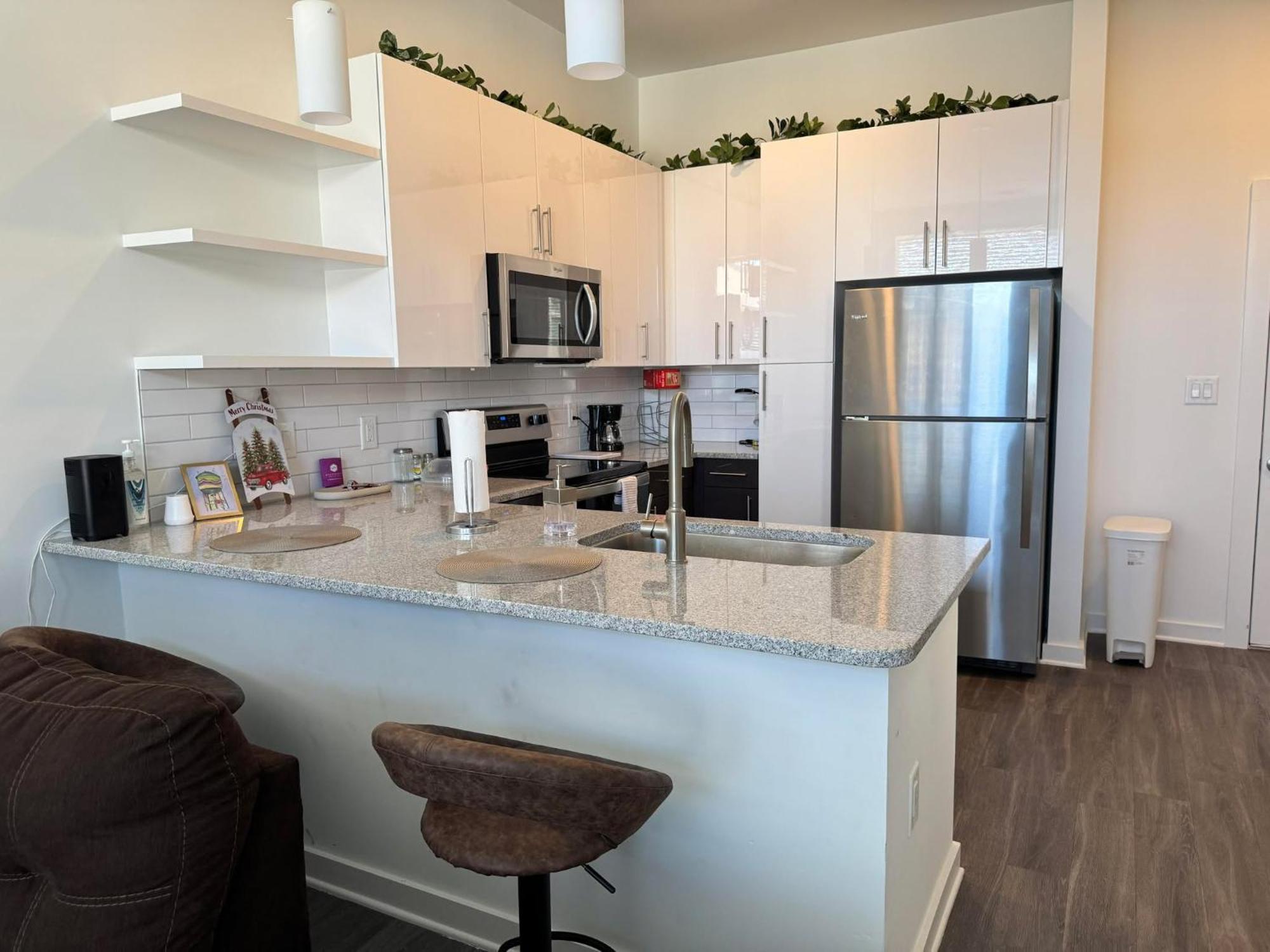 Radiant & Cozy Apartment